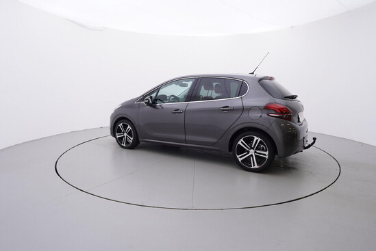 PEUGEOT 208 GT line 1.2  81 kW manuál_2