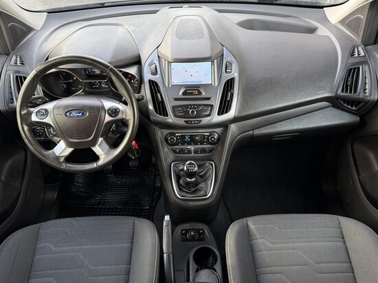 FORD TOURNEO CONNECT  1.5  88 kW manuál_4