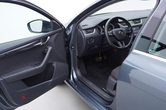 ŠKODA OCTAVIA Style 2.0 TDI 110 kW automat, DPH_4