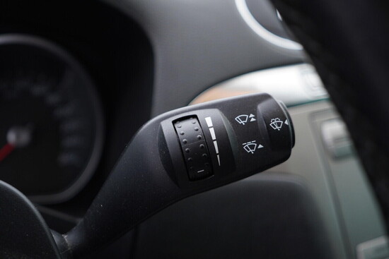 FORD S-MAX Trend 2.5 WA6 162 kW manuál_5