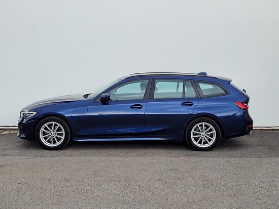 BMW ŘADA 3 Touring 2.0 320D 140 kW automat_2