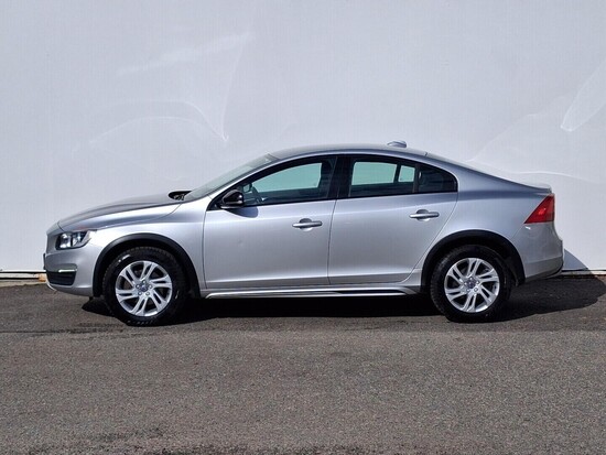 VOLVO S60 Cross Country 2.0 D3 110 kW automat_2