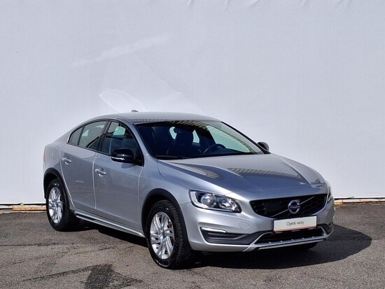VOLVO S60 Cross Country 2.0 D3 110 kW automat_3