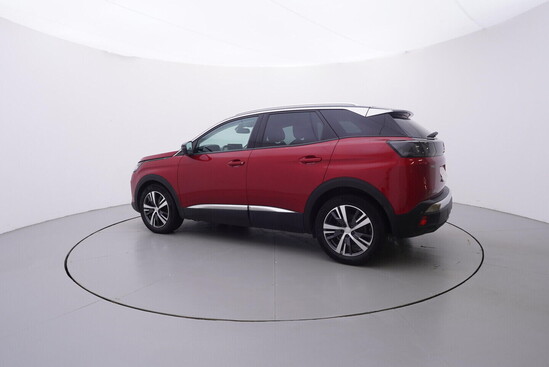 PEUGEOT 3008 Allure Pack 1.2 PureTech 96 kW manuál_2