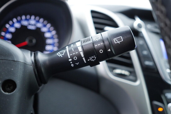 HYUNDAI I30 Trikolor 1.6 GDi 88 kW manuál_5