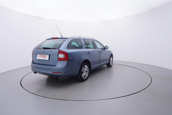 ŠKODA OCTAVIA Style 1.6 TDI 77 kW manuál_3