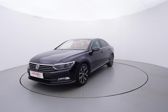 VOLKSWAGEN PASSAT Highline 2.0 TDI 110 kW manuál_1