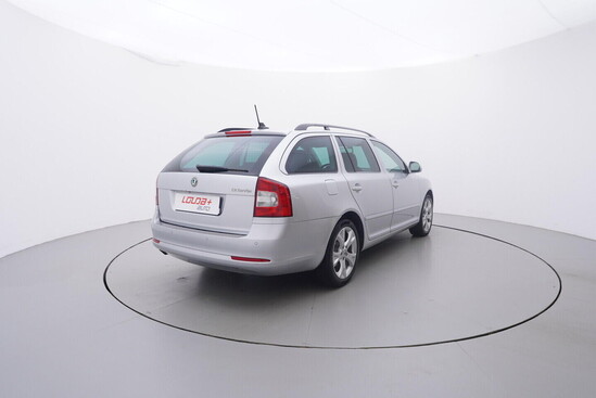ŠKODA OCTAVIA Elegance 2.0 TDI 103 kW automat_3