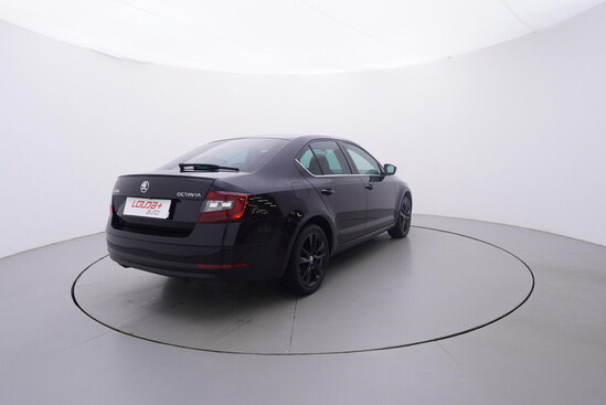 ŠKODA OCTAVIA Style Extra 1.5 TSI 110 kW manuál, DPH_3