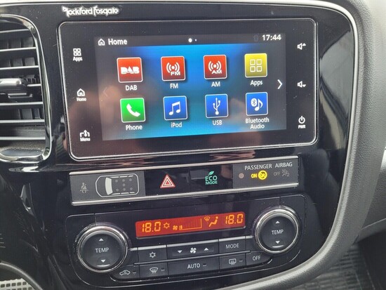MITSUBISHI OUTLANDER Instyle+ 2.0 2.0 Mivec 110 kW automat_5