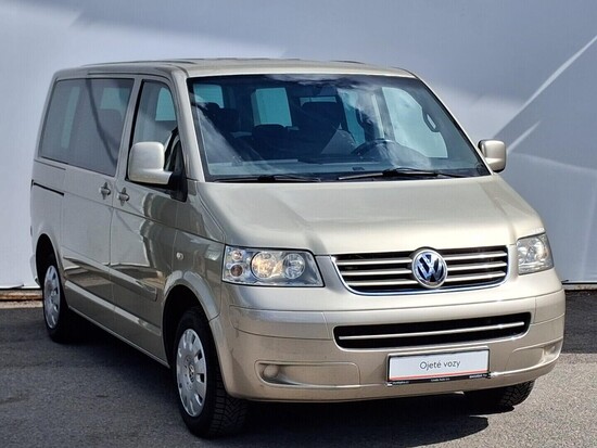 VOLKSWAGEN MULTIVAN Comfortline 2.5 TDI 96 kW manuál_3