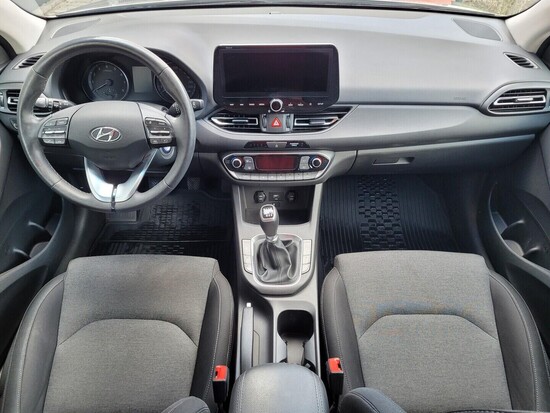HYUNDAI I30  1.5 T-GDI 118 kW manuál_4