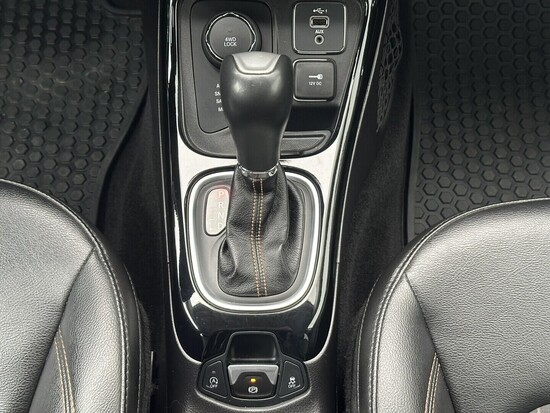 JEEP COMPASS Limited 2.0 D 125 kW automat_5
