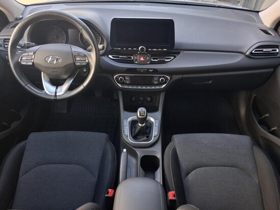 HYUNDAI I30 Smart 1.5 T-GDI 117 kW manuál_4