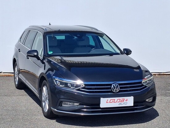 VOLKSWAGEN PASSAT Elegance 2.0 TDI 140 kW automat, DPH_3