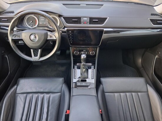 ŠKODA SUPERB L&K 2.0 TSI 206 kW automat_4