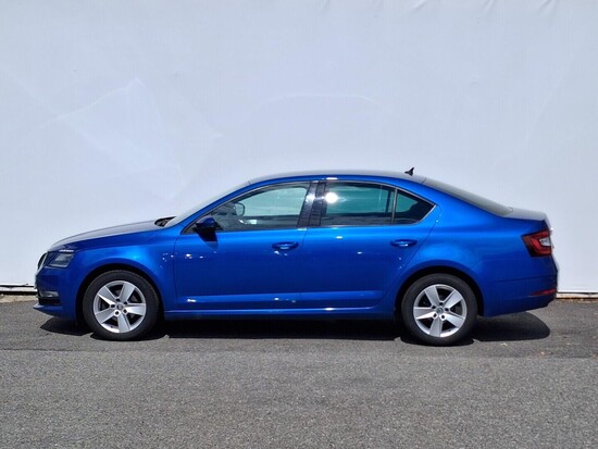 ŠKODA OCTAVIA Ambiente 1.6 TDI 85 kW manuál, DPH_2