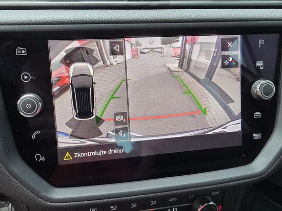SEAT ARONA FR 1.5 TSI 110 kW manuál_5