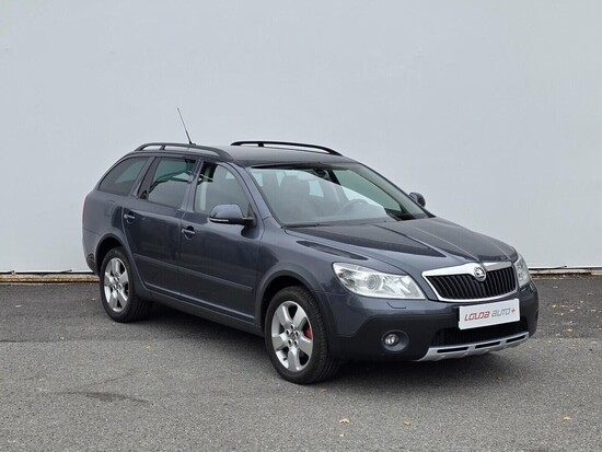 ŠKODA OCTAVIA Scout 2.0 TDI 103 kW manuál_3
