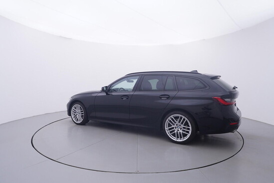 BMW 320  2.0 320D 140 kW automat, DPH_2