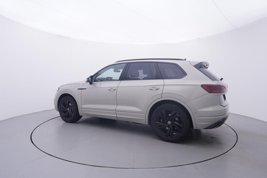 VOLKSWAGEN TOUAREG R Line 3.0 TDI 210 kW automat, DPH_2