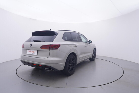 VOLKSWAGEN TOUAREG R Line 3.0 TDI 210 kW automat, DPH_3