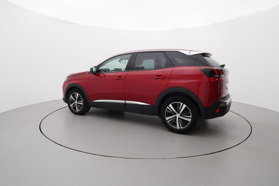 PEUGEOT 3008 Allure 1.2 PureTech 96 kW automat_2