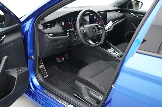 ŠKODA OCTAVIA SportLine 2.0 TDI 110 kW automat, DPH_4