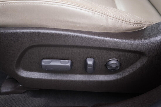 HYUNDAI GRAND SANTA FE Luxury 2.2  145 kW automat_5