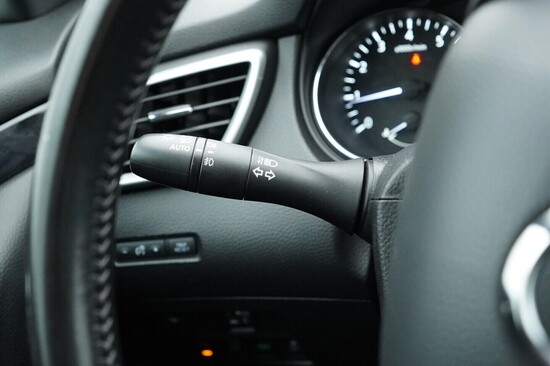 NISSAN QASHQAI  1.2  85 kW automat_5
