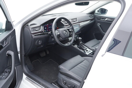 ŠKODA SUPERB L&K 2.0 TDI 147 kW automat, DPH_4