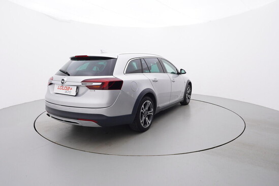 OPEL INSIGNIA Country Tourer 1.6  100 kW automat_3