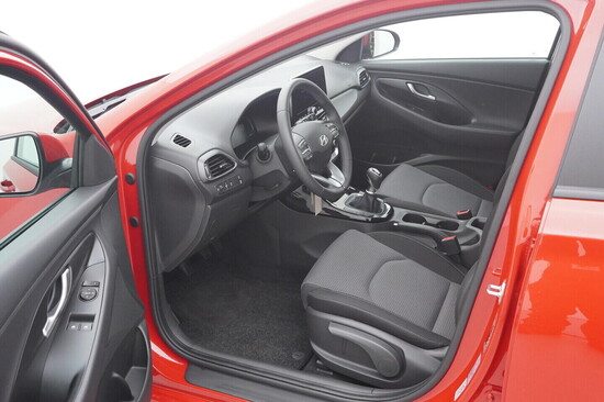HYUNDAI I30 Start 1.0  74 kW manuál, DPH_4
