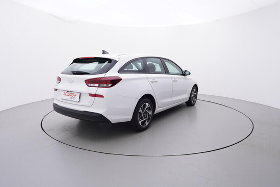 HYUNDAI I30 Start 1.0  74 kW manuál, DPH_3
