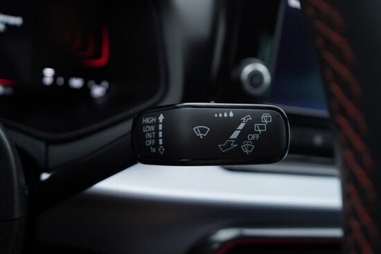 SEAT ARONA FR 1.0 TSI 70 kW manuál, DPH_5