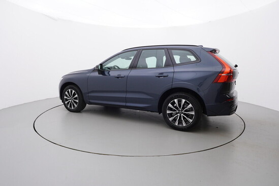 VOLVO XC60 Plus Dark 2.0 B4 145 kW automat, DPH_2