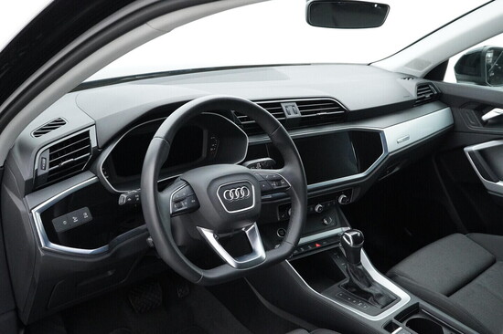 AUDI Q3 S line 2.0 TDI 110 kW automat, DPH_5
