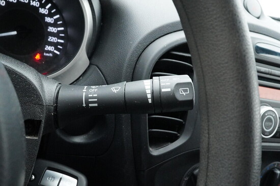 NISSAN JUKE  1.6  83 kW manuál_5