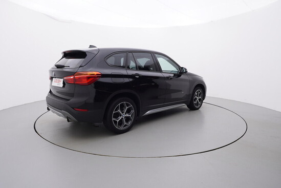 BMW X1 X line 2.0  141 kW automat_3