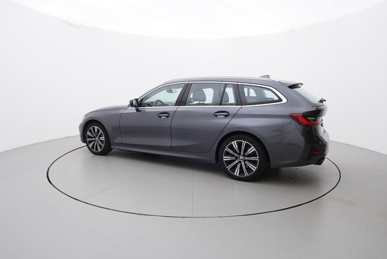 BMW 330  2.0  190 kW automat_2