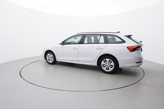 ŠKODA OCTAVIA Ambition 2.0 TDI 110 kW automat, DPH_2