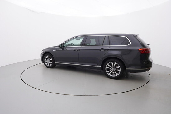 VOLKSWAGEN PASSAT Highline 2.0 TDI 140 kW automat_2