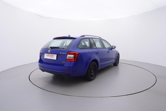 ŠKODA OCTAVIA Active Plus 1.5 TSI CNG 96 kW automat, DPH_3