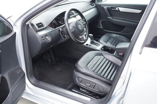 VOLKSWAGEN PASSAT VARIANT Highline 2.0 TDI 130 kW automat_4