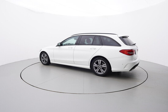 MERCEDES-BENZ TŘÍDY C AMG-line 1.6 115 kW automat_2