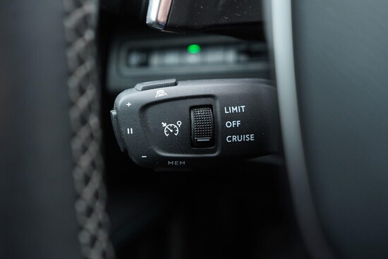 PEUGEOT 3008 Allure Pack 1.2  96 kW automat_5
