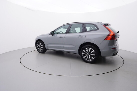 VOLVO XC60 Plus Dark 2.0 B4 145 kW automat, DPH_2