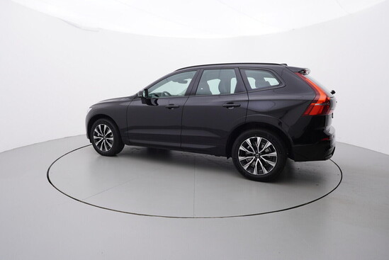 VOLVO XC60 Plus Dark 2.0 B4 145 kW automat, DPH_2