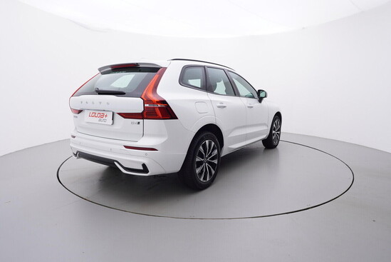 VOLVO XC60 Plus Dark 2.0 B4 145 kW automat, DPH_3