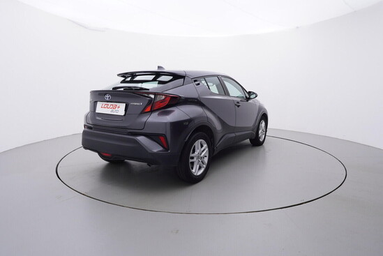 TOYOTA C-HR Active 1.8 90 kW automat_3